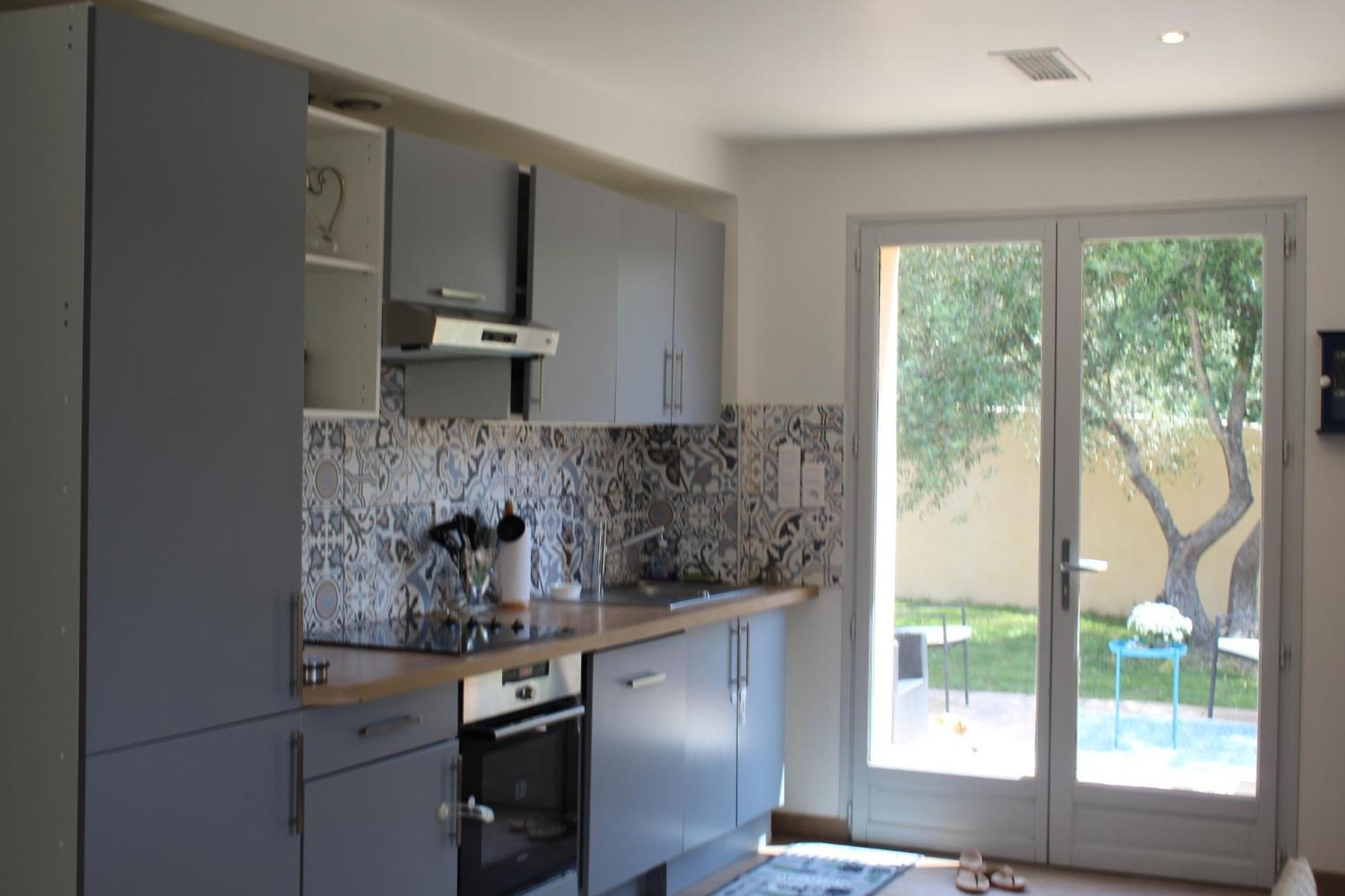 Villa Pierre Blanche Le Calme A 5Mn Du Centre Ville Nîmes Eksteriør billede