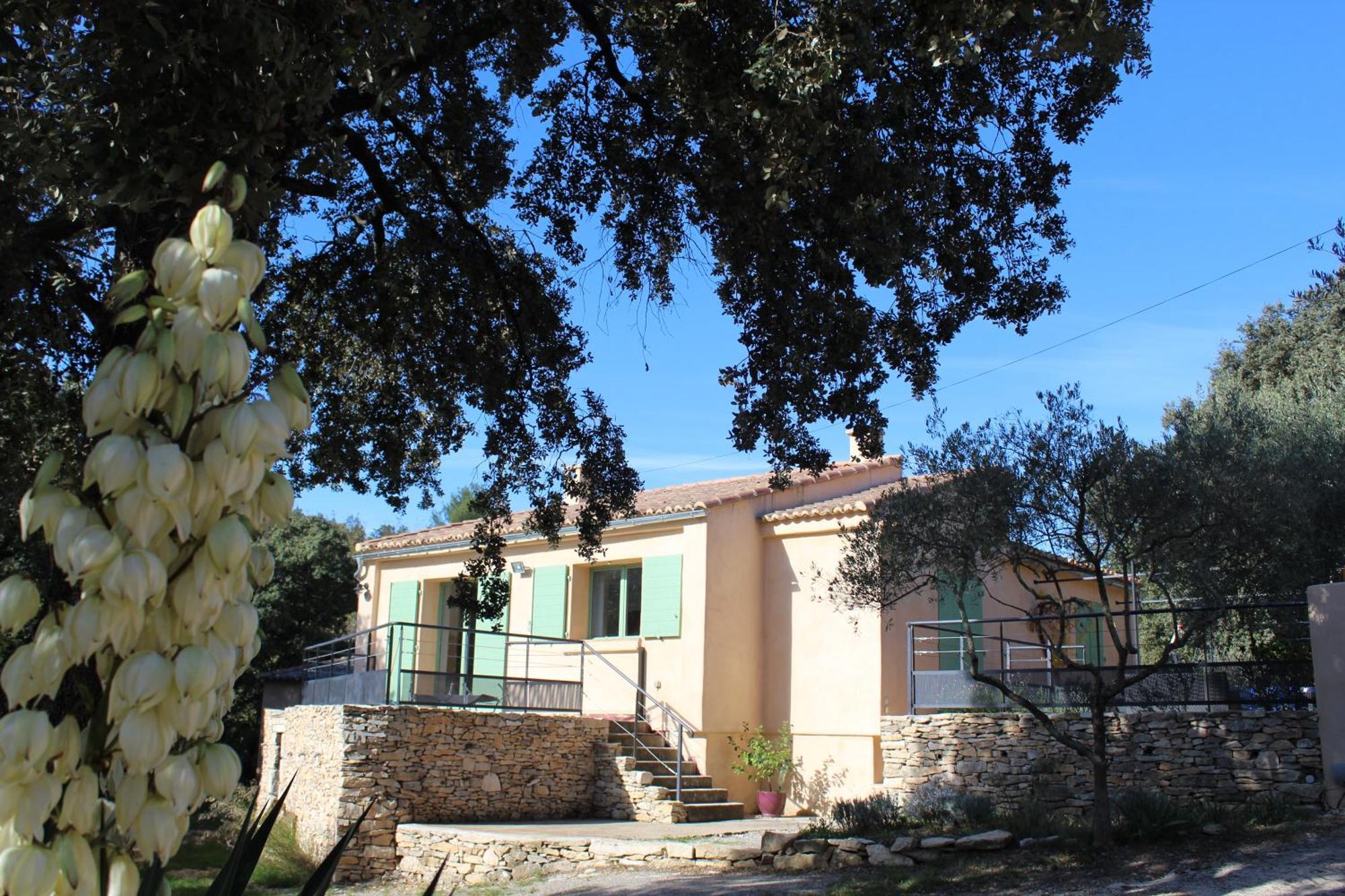 Villa Pierre Blanche Le Calme A 5Mn Du Centre Ville Nîmes Eksteriør billede