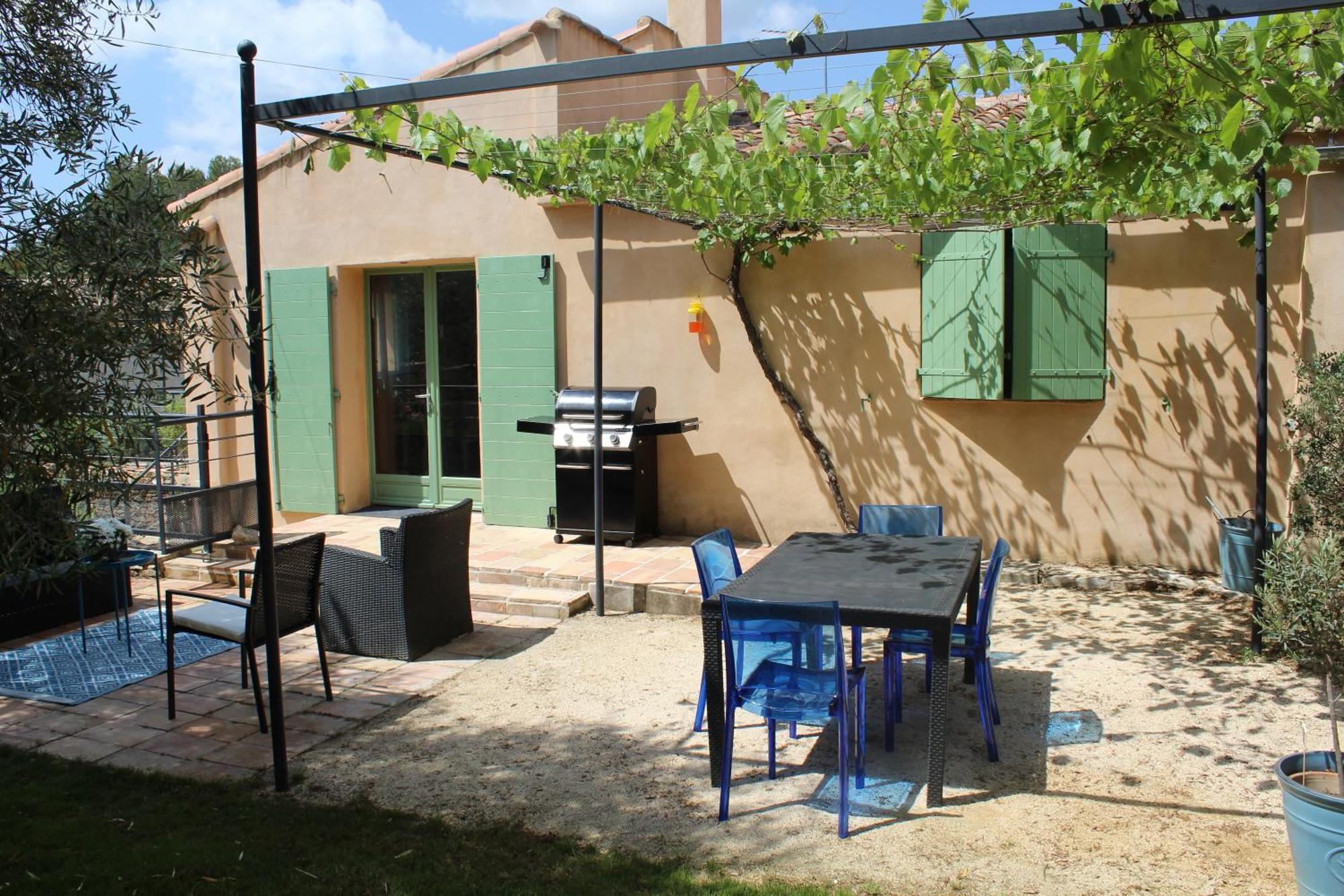 Villa Pierre Blanche Le Calme A 5Mn Du Centre Ville Nîmes Eksteriør billede